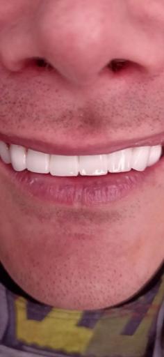 عکس دندانپزشکی زارعی