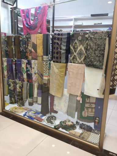 عکس مرکز خرید اکسین