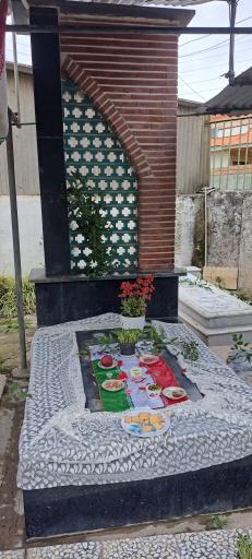 عکس مزار شهید رزاق تقی زاده