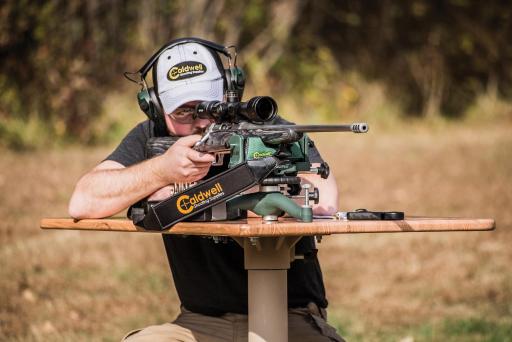 عکس باشگاه تیراندازی ماشه و مهارت