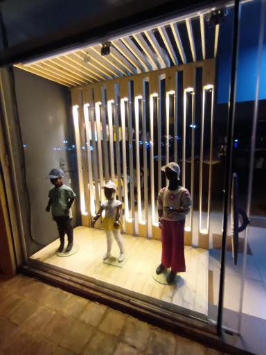 عکس فروشگاه بیبی آیلند