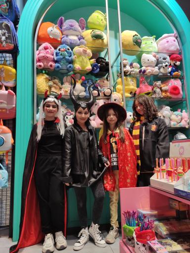 عکس کِرلی کیوت