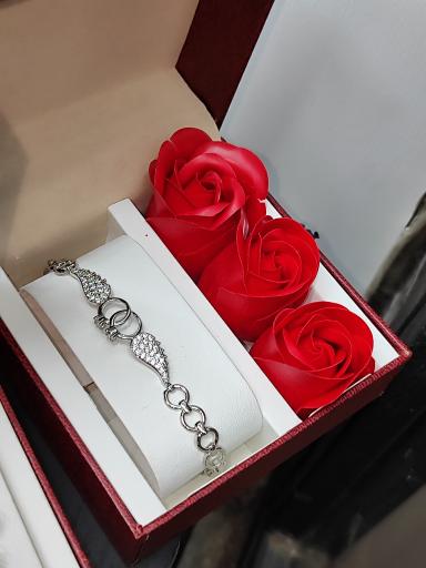 خرازی پر‌ی‌روز