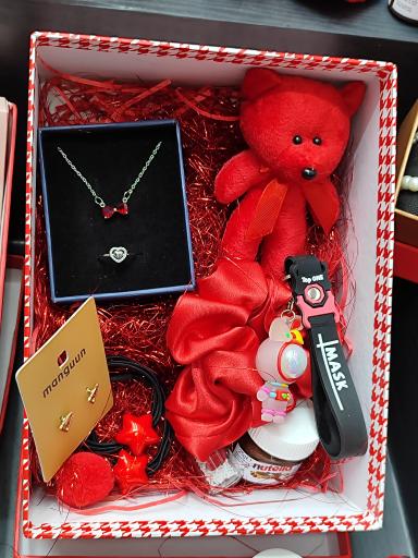 خرازی پر‌ی‌روز