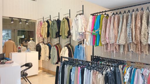 عکس پوشاک زنانه لونا