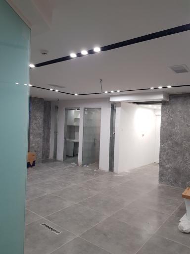 عکس آزمایشگاه تشخیص پزشکی باران