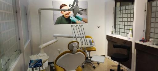 عکس کلینیک دندانپزشکی ایرانا