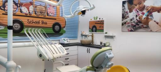 عکس کلینیک دندانپزشکی ایرانا