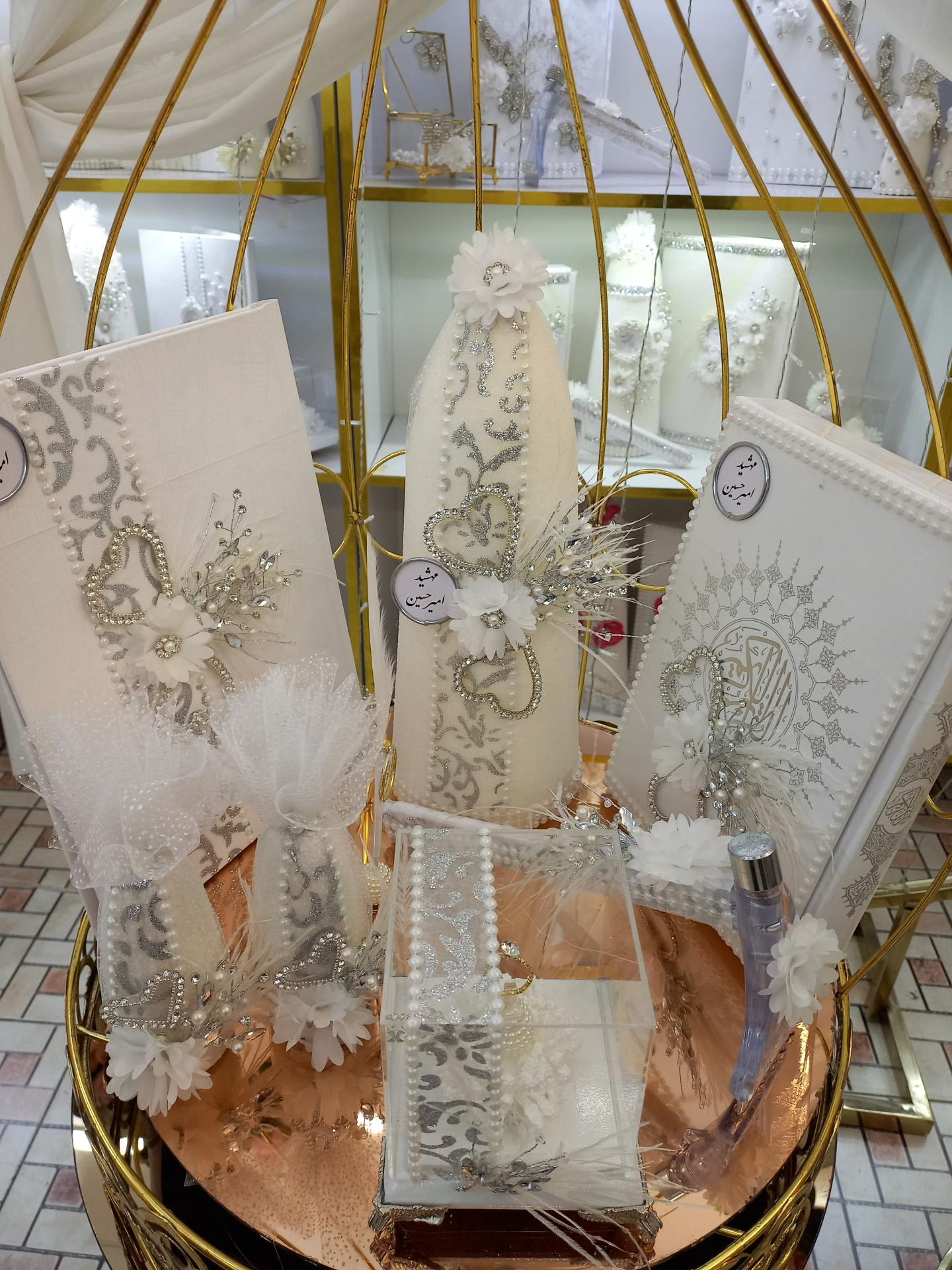 عکس فروشگاه بله برون فرخنده