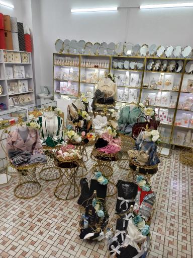 عکس فروشگاه بله برون فرخنده