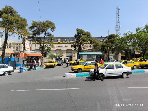 عکس بانک ملی ایران شعبه تهرانپارس