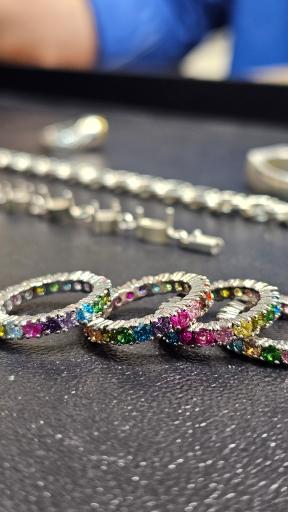 عکس آموزشگاه فنی و حرفه ای طلا و جواهرات زرین