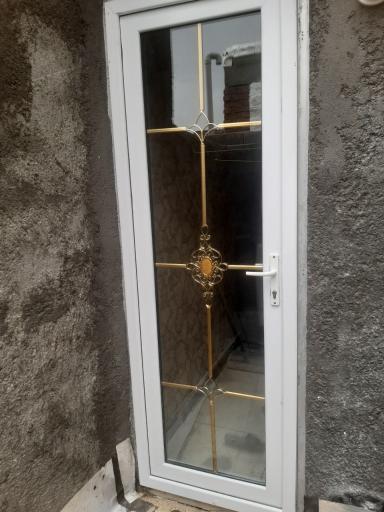 عکس درب و پنجره دوجداره سلامت