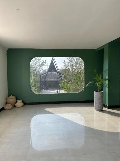 عکس آتلیه عکس چشمان آبی