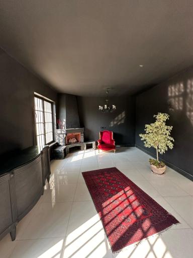 عکس آتلیه عکس چشمان آبی