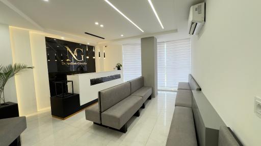 عکس دکتر نفیسه گیلانی‌فر جراح زیبایی بینی