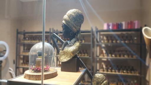 عکس عطر آلوارز