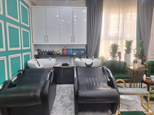 عکس سالن زیبایی شینا