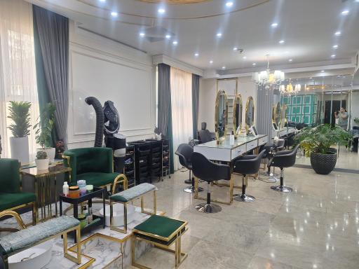 سالن زیبایی شینا