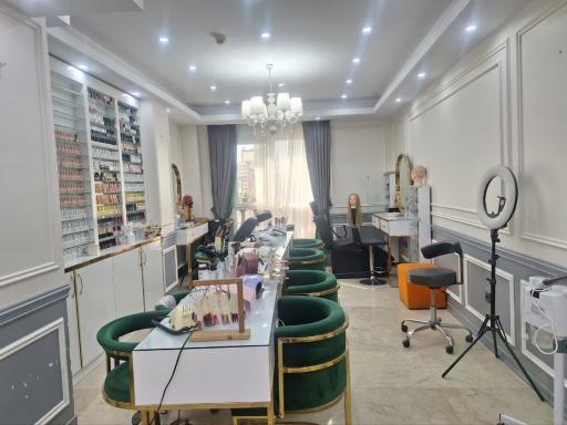 عکس سالن زیبایی شینا