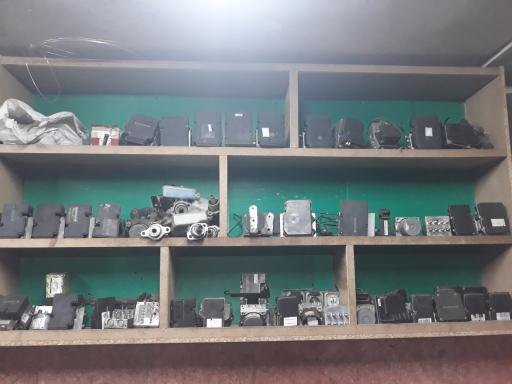 عکس تعمیرگاه ترمز خجسته