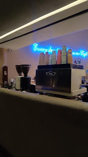 عکس کافه راموز