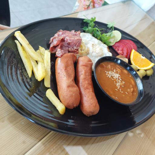 عکس کافه رستوران پونه