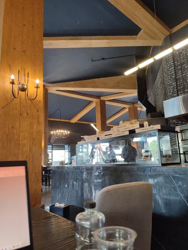 عکس کافه راموز