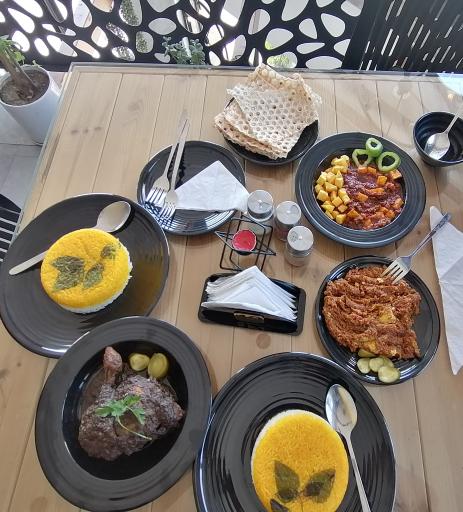 عکس کافه رستوران پونه