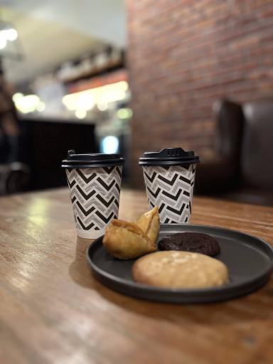 عکس قهوه لمیز شعبه ولیعصر