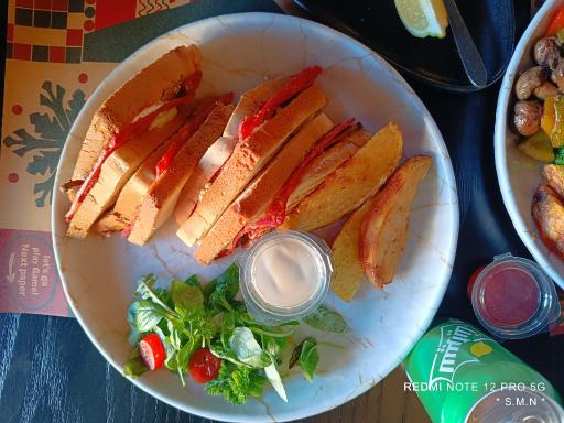 عکس کافه راموز