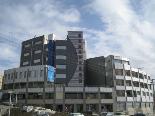 عکس مجتمع تجاری ورزشی نام آوران