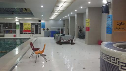 عکس مجتمع تجاری ورزشی نام آوران