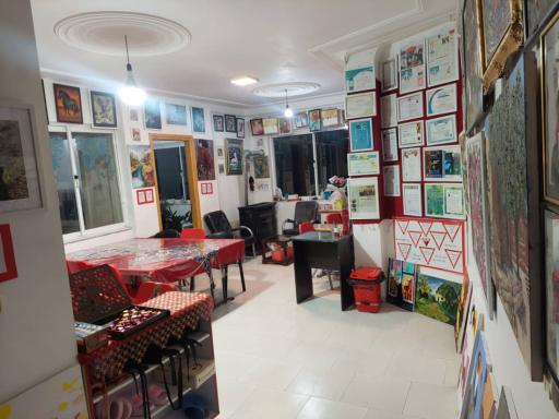 عکس آموزشگاه نقاشی گویا