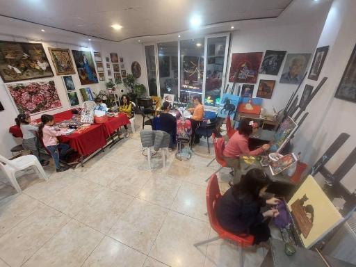 عکس آموزشگاه نقاشی گویا