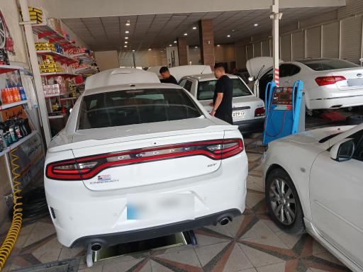 عکس کلینیک تخصصی خودرو