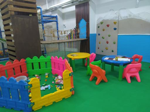 عکس خانه بازی سرزمین فرشته