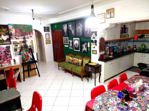 عکس آموزشگاه نقاشی گویا