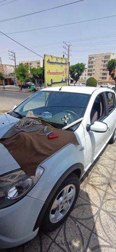 عکس ترمیم شیشه اتومبیل ممتاز