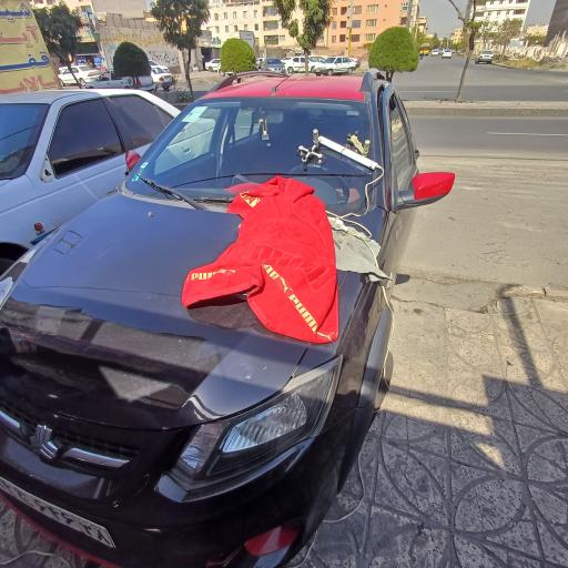 عکس ترمیم شیشه اتومبیل ممتاز