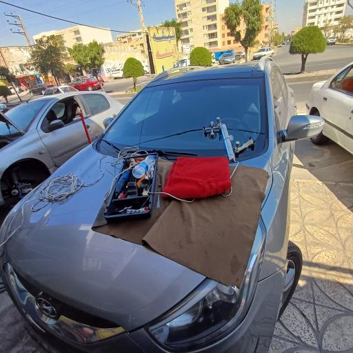 عکس ترمیم شیشه اتومبیل ممتاز