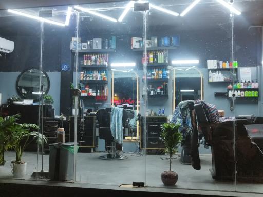 سالن آرایش علی باقرزاده