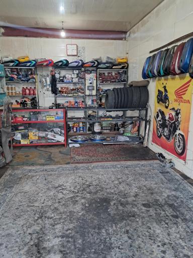 تعمیرگاه موتورسیکلت 2011