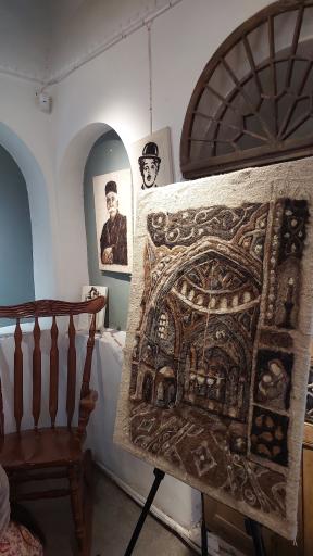 عکس موزه فرش خود رنگ سنگسر