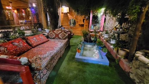 عکس کافه گلها