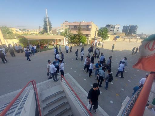 عکس دبیرستان دوره دوم شهید دستغیب 2