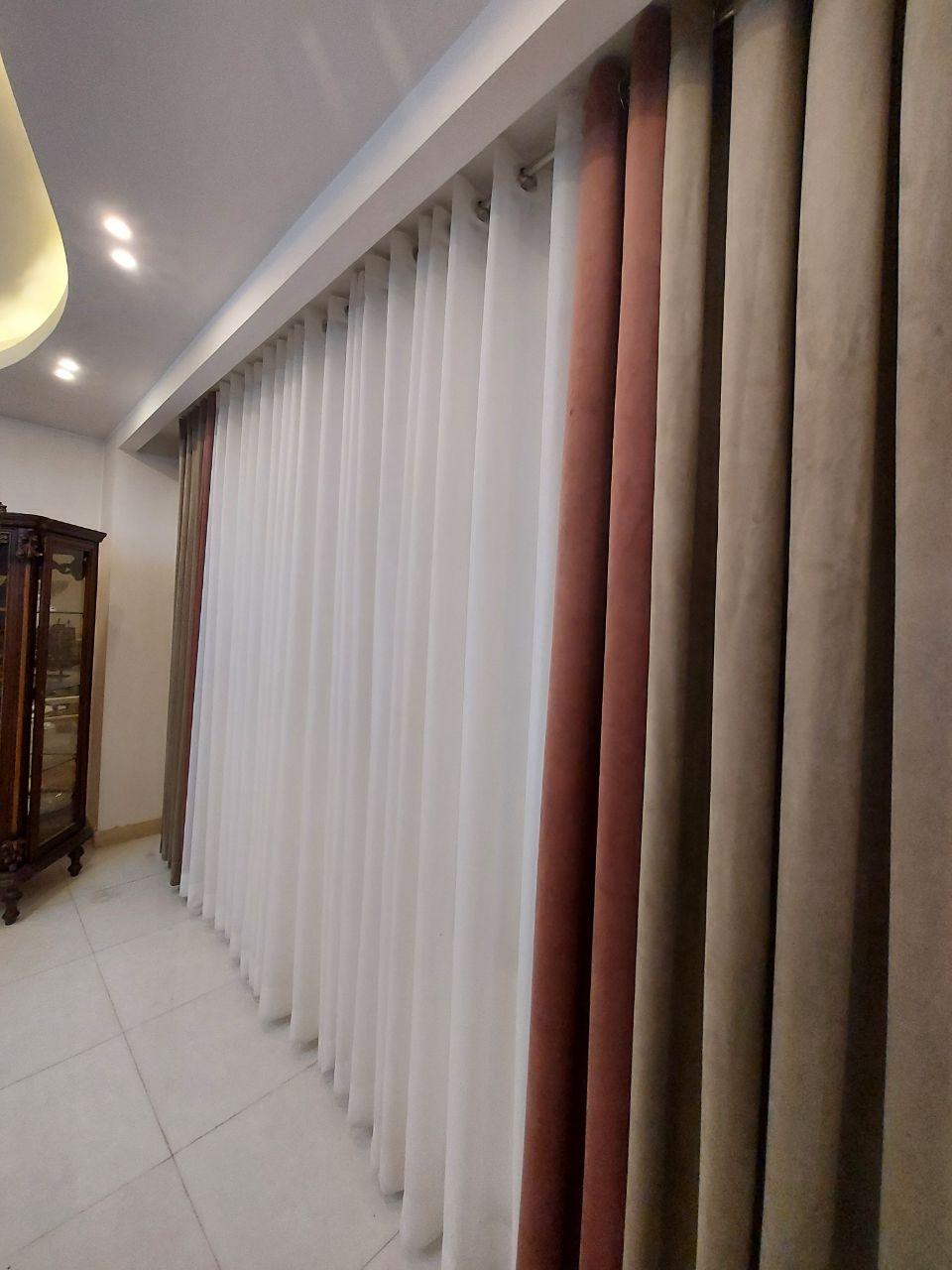 عکس اهورا استور