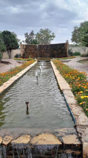 رستوران طلاییه