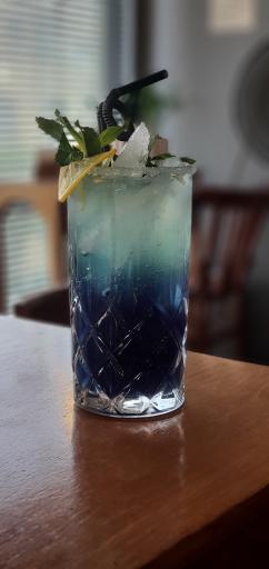 عکس کـــافه کــلاه