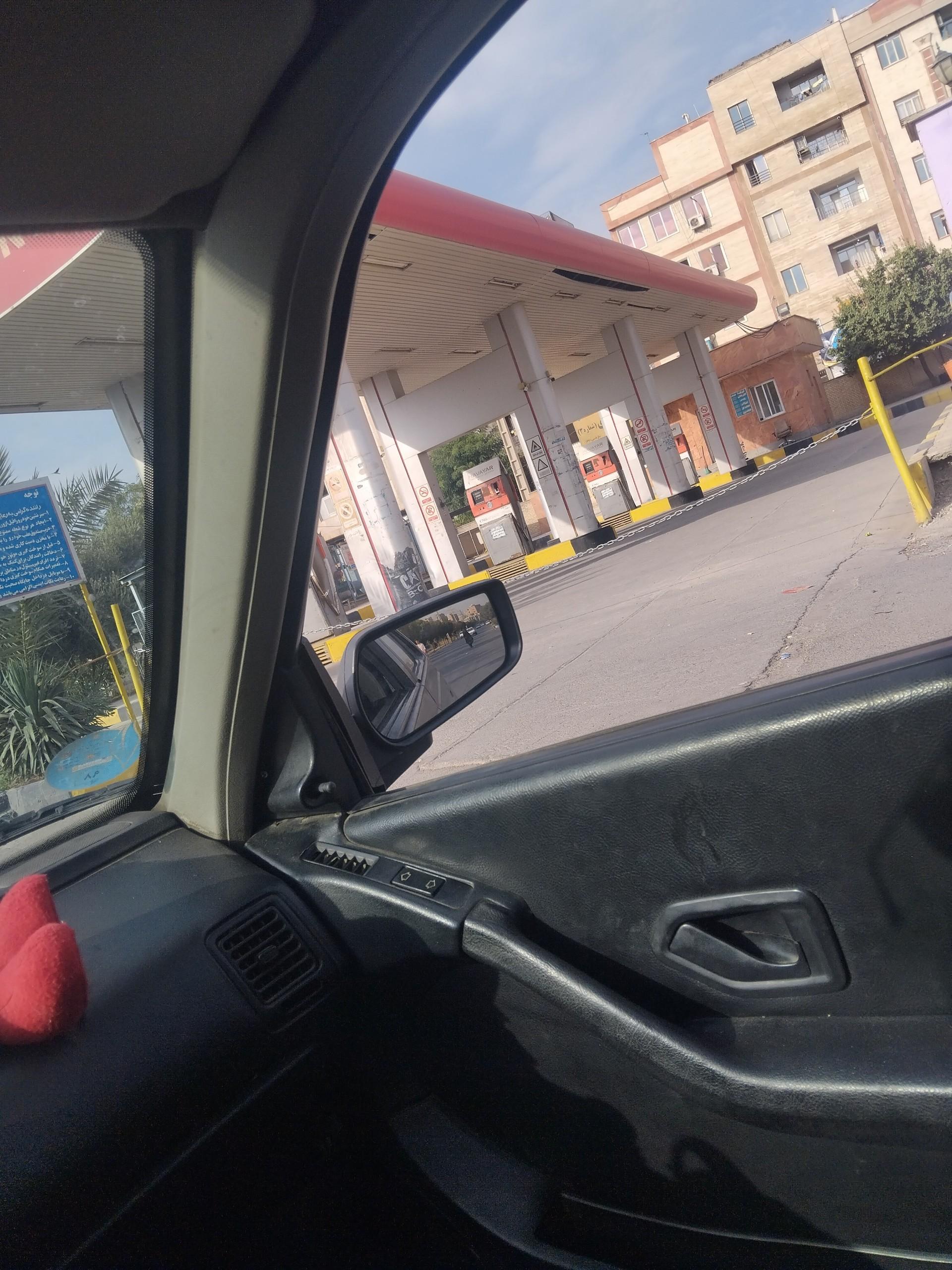 عکس پمپ گاز CNG